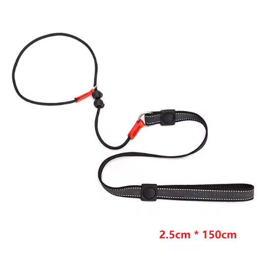 Black and red dog leash on a white background with text indicating 'NEW Version' and dimensions.